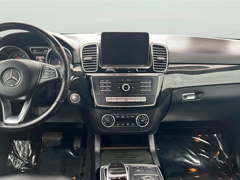 Used 2017 Mercedes-Benz GLE 350 4MATIC image 9