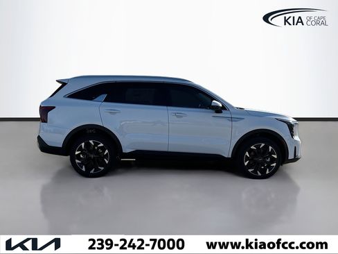 New 2026 Kia Sorento EX AWD/4WD image 7