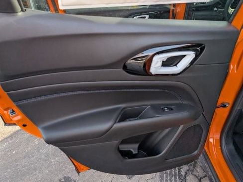 New 2026 Jeep Compass Latitude image 18