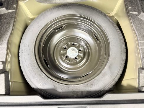 Used 2017 Subaru Outback 2.5i Limited AWD/4WD image 39