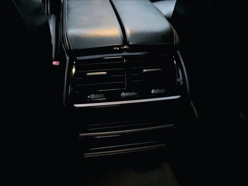 Used 2018 BMW 540i image 10