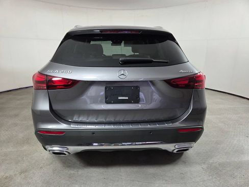 Certified 2025 Mercedes-Benz GLA 250 4MATIC image 6