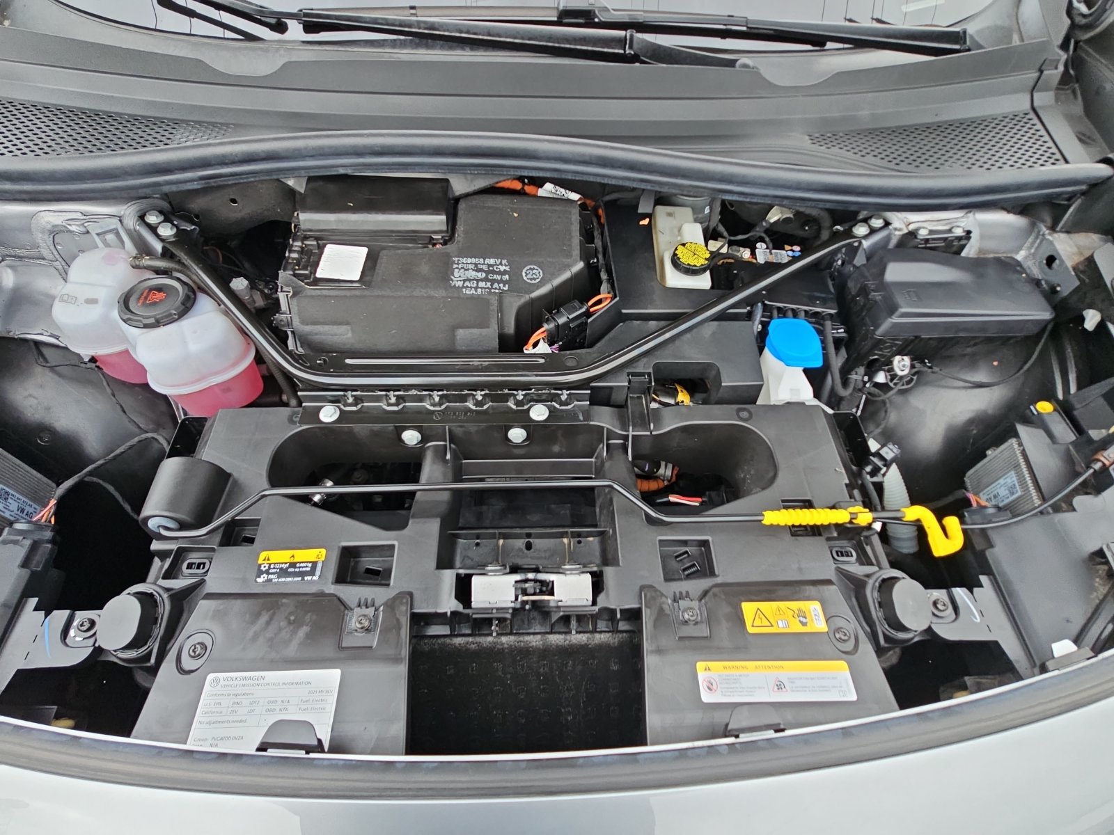 Certified 2023 Volkswagen ID.4 Pro S AWD/4WD image 31