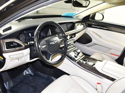 Used 2019 Genesis G90 5.0 Ultimate AWD/4WD image 2