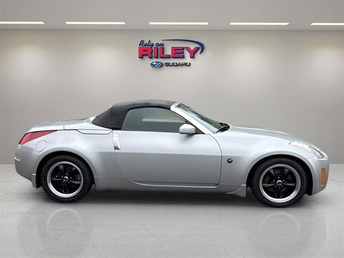 Used 2005 Nissan 350Z Enthusiast image 6
