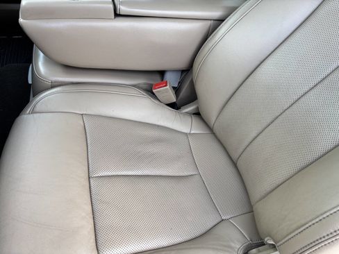 Used 2019 Ford F150 Lariat image 19