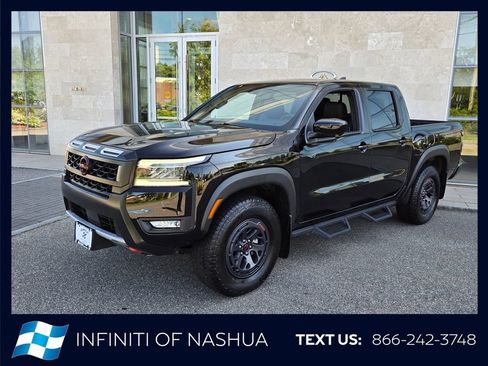 Used 2025 Nissan Frontier PRO-4X w/ Pro Premium Package AWD/4WD image 2