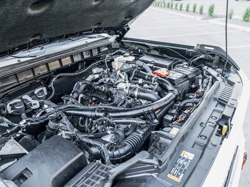 Used 2024 Ford Bronco Wildtrak AWD/4WD image 17