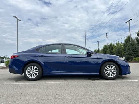 Used 2025 Toyota Camry LE FWD image 3
