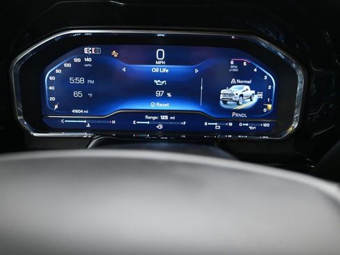 Used 2024 Chevrolet Silverado 2500 LT image 15