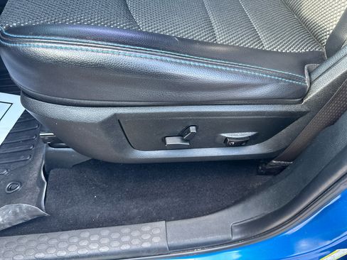 Used 2018 RAM 1500 Sport w/ Hydro Blue Sport Package image 19