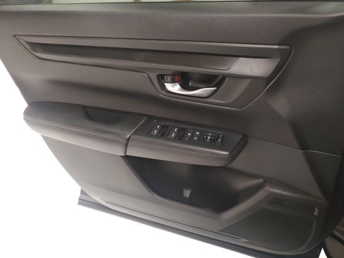 Used 2024 Honda CR-V EX image 9