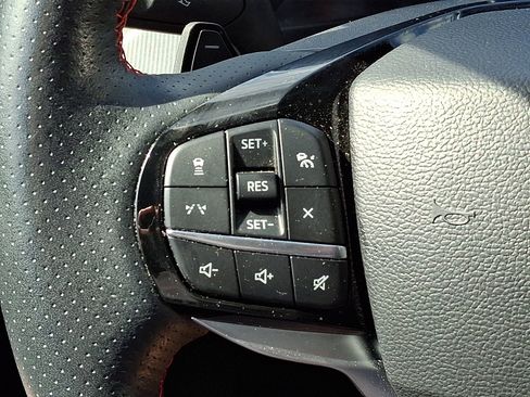 Used 2025 Ford Explorer ST AWD/4WD image 22