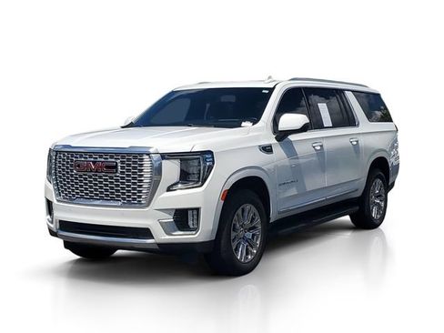 Used 2024 GMC Yukon XL Denali AWD/4WD image 3