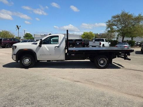 New 2025 GMC Sierra 3500 Pro AWD/4WD image 11