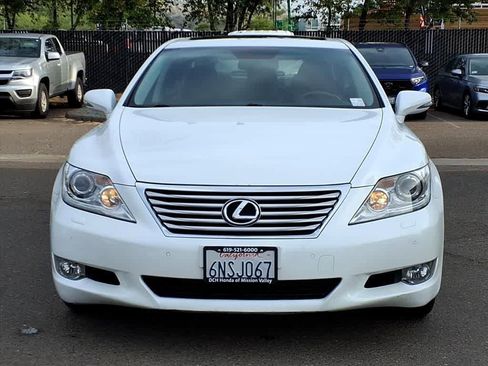 Used 2010 Lexus LS 460 RWD image 2