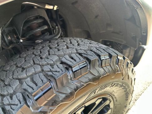 Used 2025 Ford F150 Raptor AWD/4WD image 16