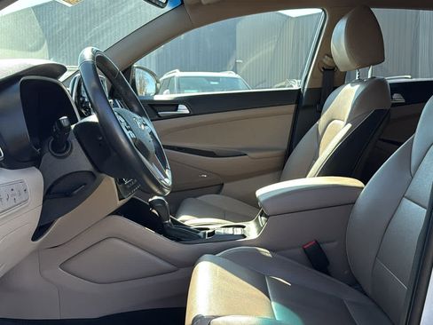Used 2019 Hyundai Tucson Limited image 12