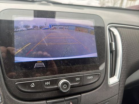 Used 2020 Chevrolet Malibu LT image 10