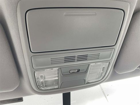 Used 2017 Honda CR-V LX image 30