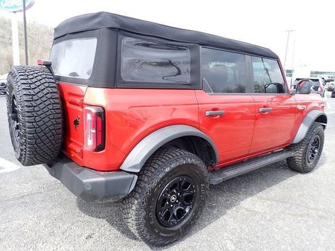 Used 2024 Ford Bronco Wildtrak AWD/4WD image 7