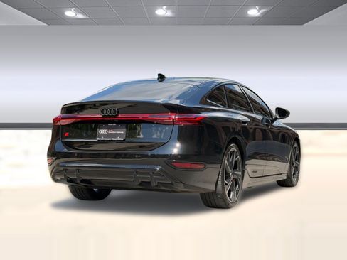 Certified 2025 Audi S6 e-tron Prestige w/ 21" Black Optic Package AWD/4WD image 9