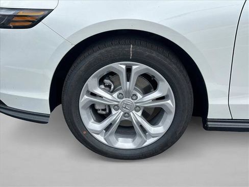 New 2026 Honda Accord LX image 10