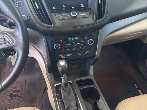 Used 2017 Ford Escape SE w/ SE Leather Comfort Package image 13