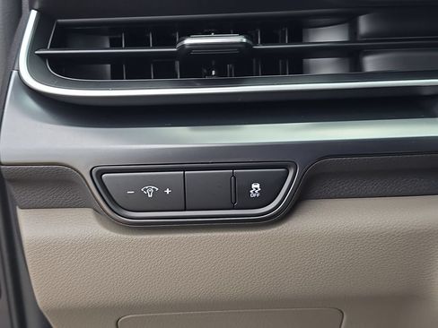 New 2027 Kia Carnival FWD image 28