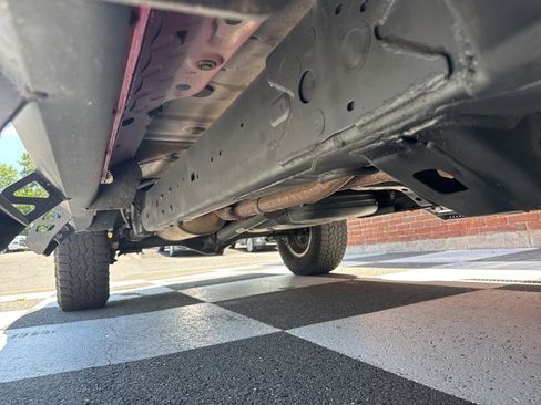 Used 2017 Toyota Tacoma SR5 w/ Tow Package AWD/4WD image 40