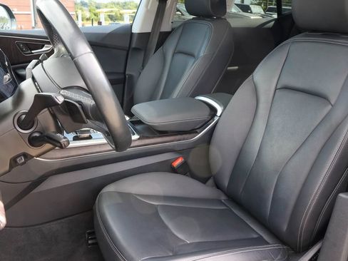 Used 2021 Audi Q8 Premium w/ Convenience Package AWD/4WD image 13