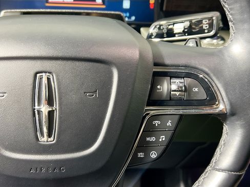 Used 2024 Lincoln Navigator Black Label AWD/4WD image 19