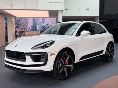 New 2025 Porsche Macan S