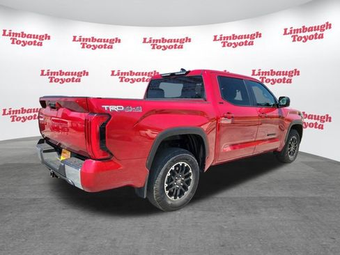 Used 2025 Toyota Tundra SR5 w/ TRD Off-Road Package AWD/4WD image 23