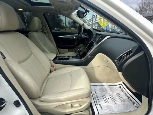 Used 2015 INFINITI Q50 Premium w/ Navigation Package image 29