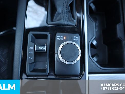 Used 2025 Toyota Sequoia Limited AWD/4WD image 37
