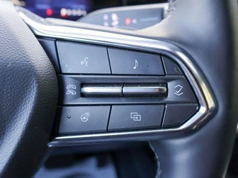Certified 2025 Chevrolet Equinox LT FWD image 13