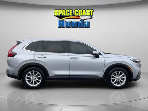 Used 2023 Honda CR-V EX-L image 9