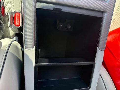 Used 2025 Hyundai Palisade Calligraphy FWD image 29