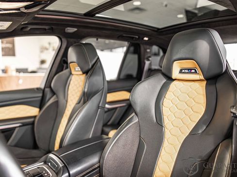 Used 2021 BMW X5 M w/ Competition Package image 18