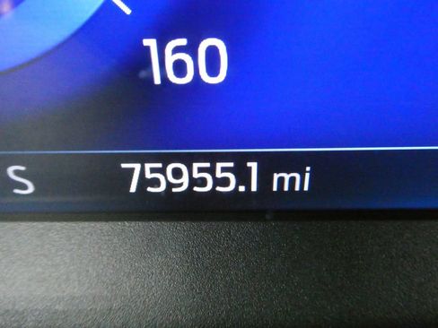 Used 2020 Ford Escape Titanium AWD/4WD image 36