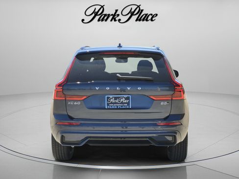 Used 2026 Volvo XC60 B5 Plus w/ Protection Package Premier AWD/4WD image 4