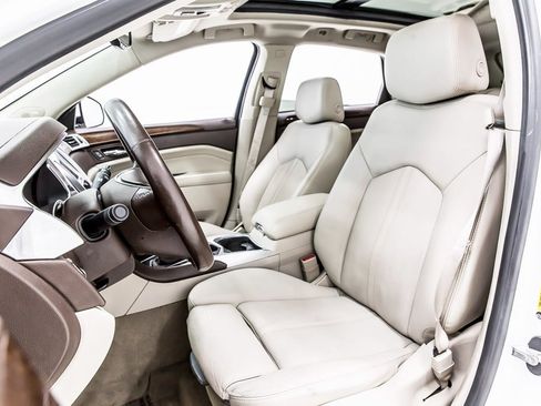 Used 2014 Cadillac SRX Luxury w/ Driver Awareness Package image 28