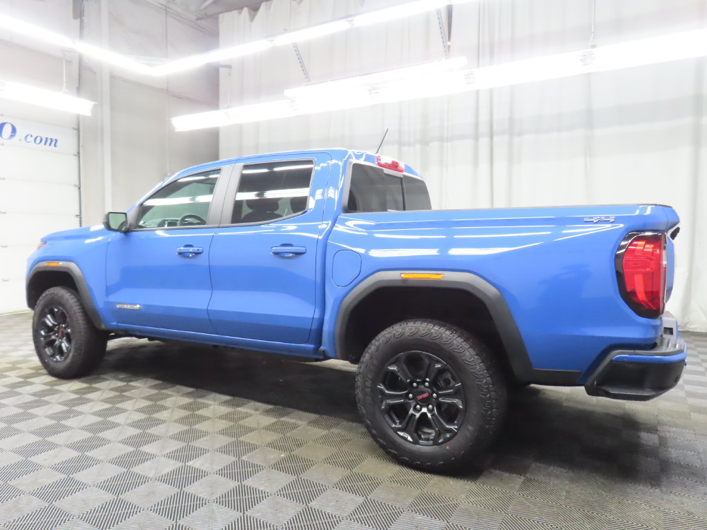 Used 2025 GMC Canyon Elevation AWD/4WD image 5