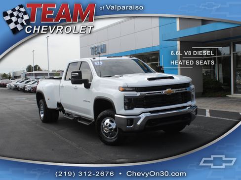 Used 2024 Chevrolet Silverado 3500 LT w/ Convenience Package AWD/4WD image 1