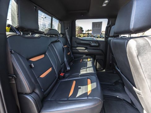 Used 2024 GMC Sierra 1500 AT4 w/ Technology Package AWD/4WD image 37