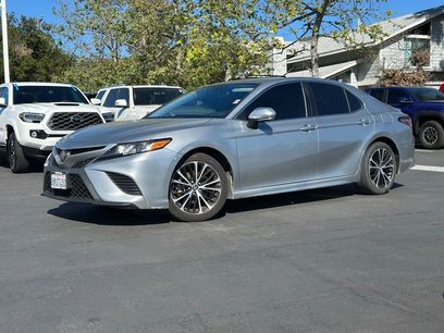 Used 2019 Toyota Camry SE w/ Convenience Package