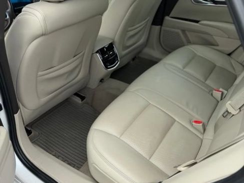 Used 2017 Cadillac XTS Luxury w/ Driver Awareness Package FWD image 6