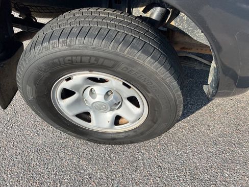 Used 2014 Toyota Tacoma PreRunner image 18