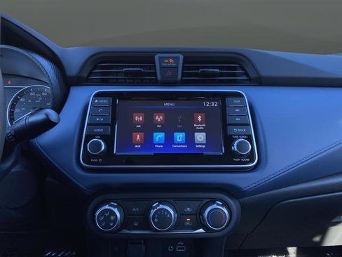 New 2025 Nissan Versa SV w/ Trunk Package FWD image 7
